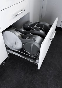 Выдвижная система Padella для хранения сковородок с фасадным креплением, ширина фасада 900 мм